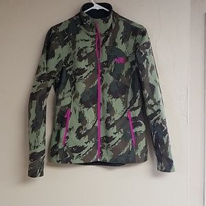 North face camo jacket